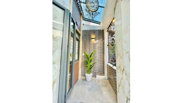 Nhà bán lô góc 2 mặt tiền Lê Văn Quới, trước nhà đường rộng thoáng, 4,3 x 14, 8,8 tỷ